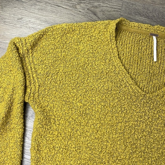 Free People Finders Keepers V-Neck Sweater Athens Moss, SIZE XS - Picture 3 of 11